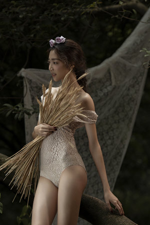 胸大美女日本视频