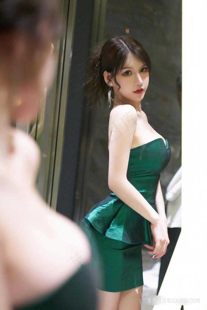 兽皇村上里沙